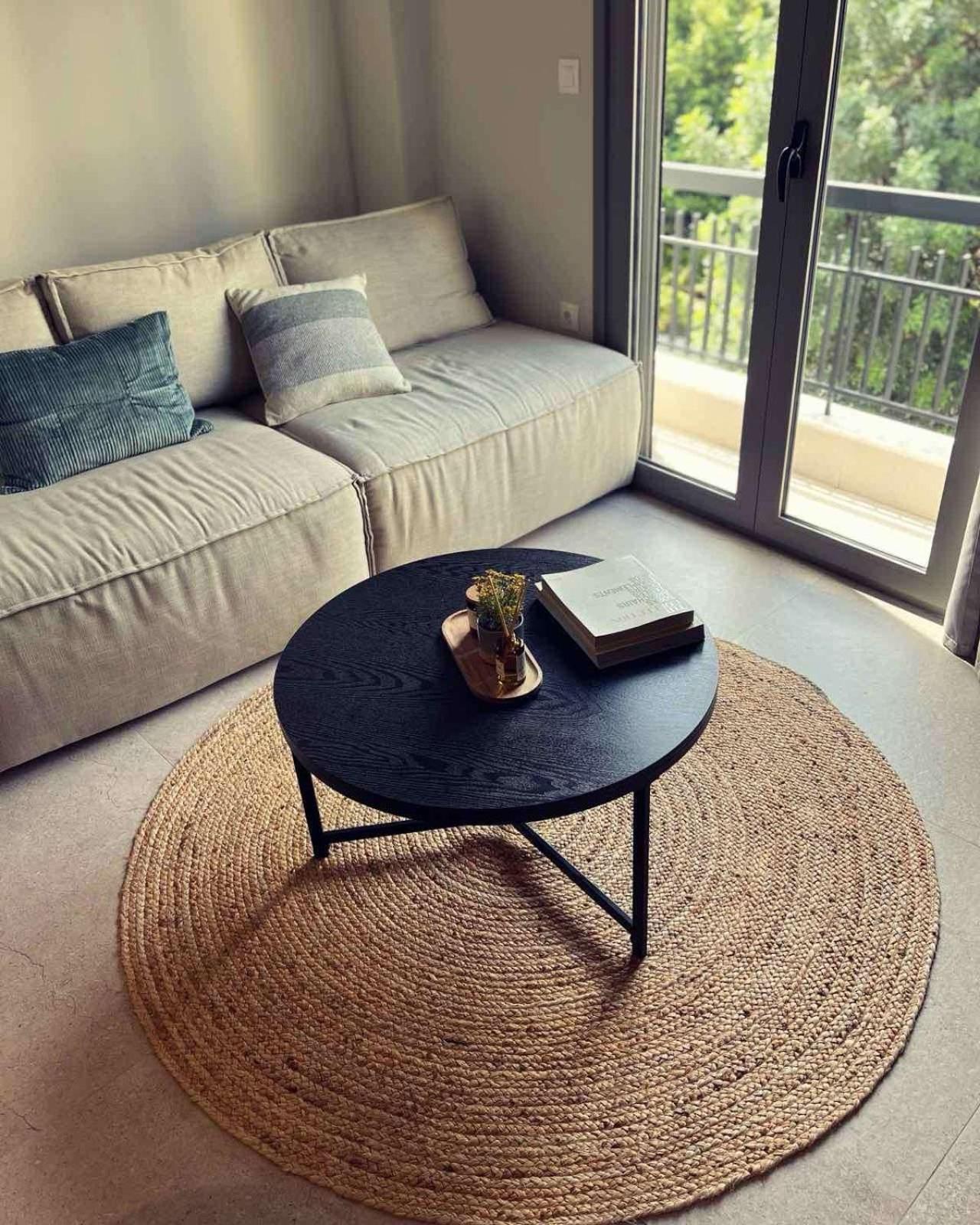 Luxurious Wooden Detail Flat In City Center Chalkida Bagian luar foto
